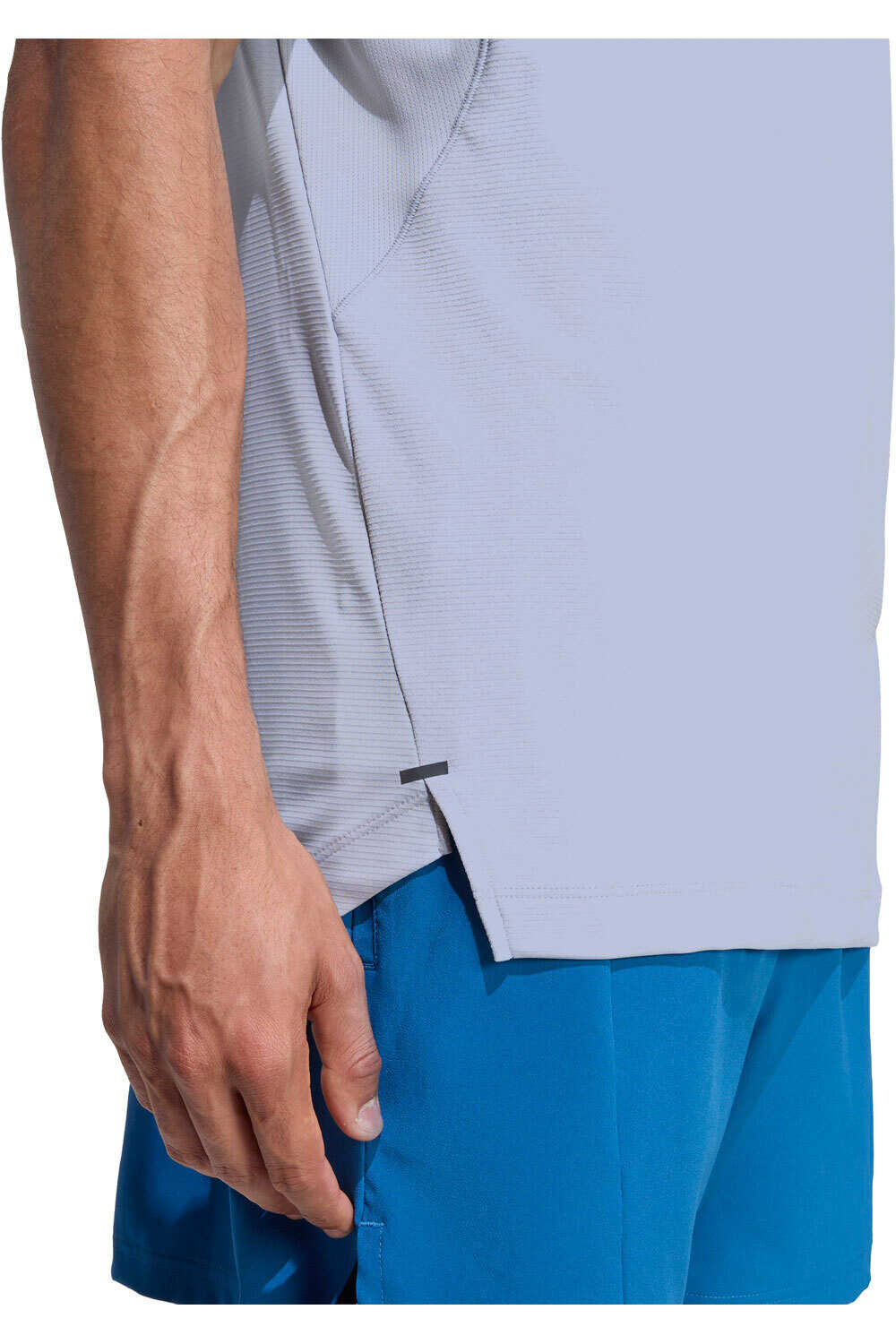 adidas camiseta fitness hombre D4T PRIMELIFT 3 STRIPES vista detalle