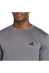 adidas camiseta fitness hombre ENTRENAMIENTO ESSENTIALS FEELREADY vista detalle