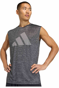 adidas camiseta fitness hombre ESSENTIALS BRANDLOVE vista detalle