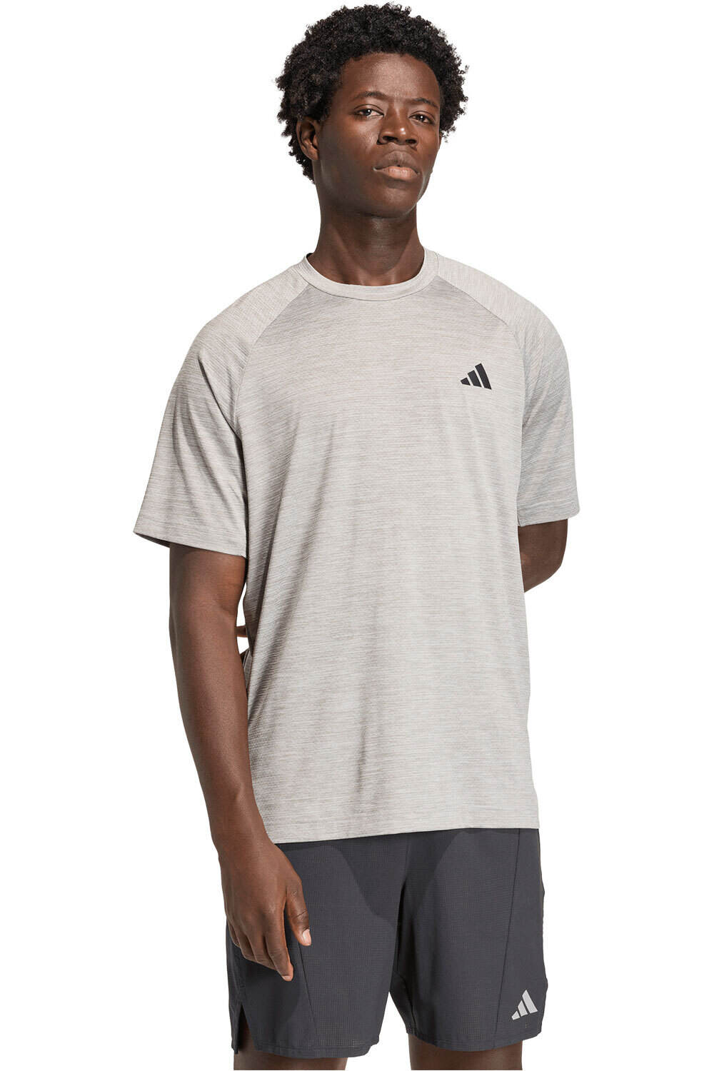 adidas camiseta fitness hombre ESSENTIALS vista frontal