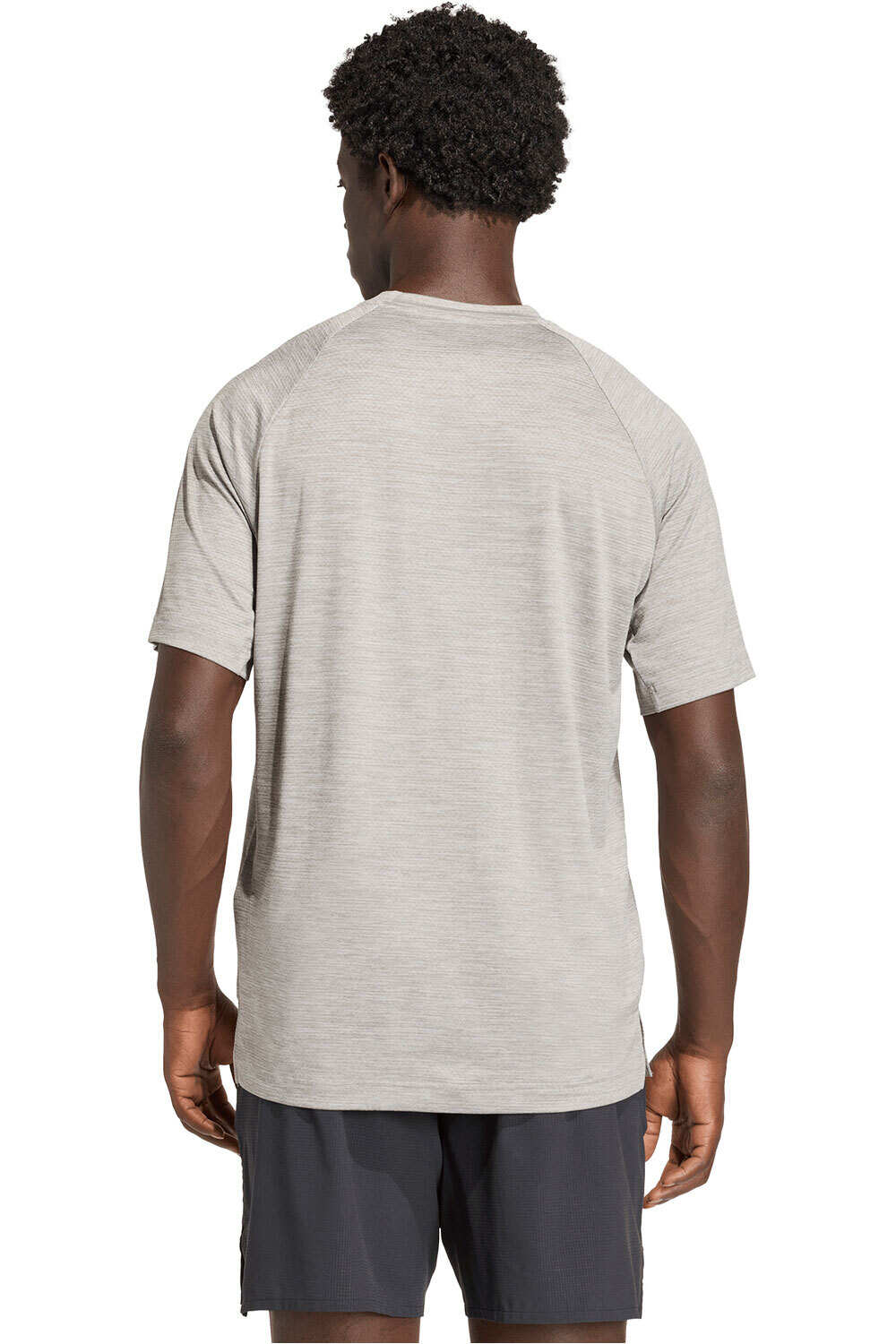 adidas camiseta fitness hombre ESSENTIALS vista trasera