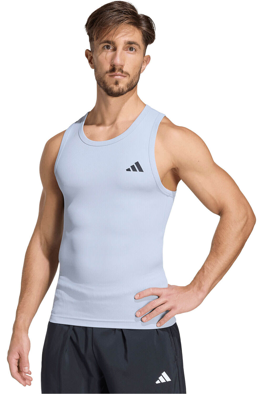 adidas camiseta fitness hombre POWER ESSENTIALS vista frontal