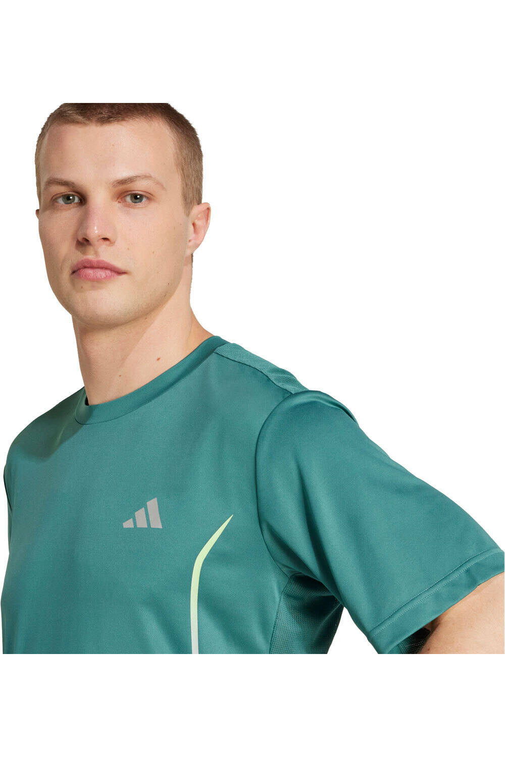 adidas camiseta fitness hombre TECH APPAREL vista detalle