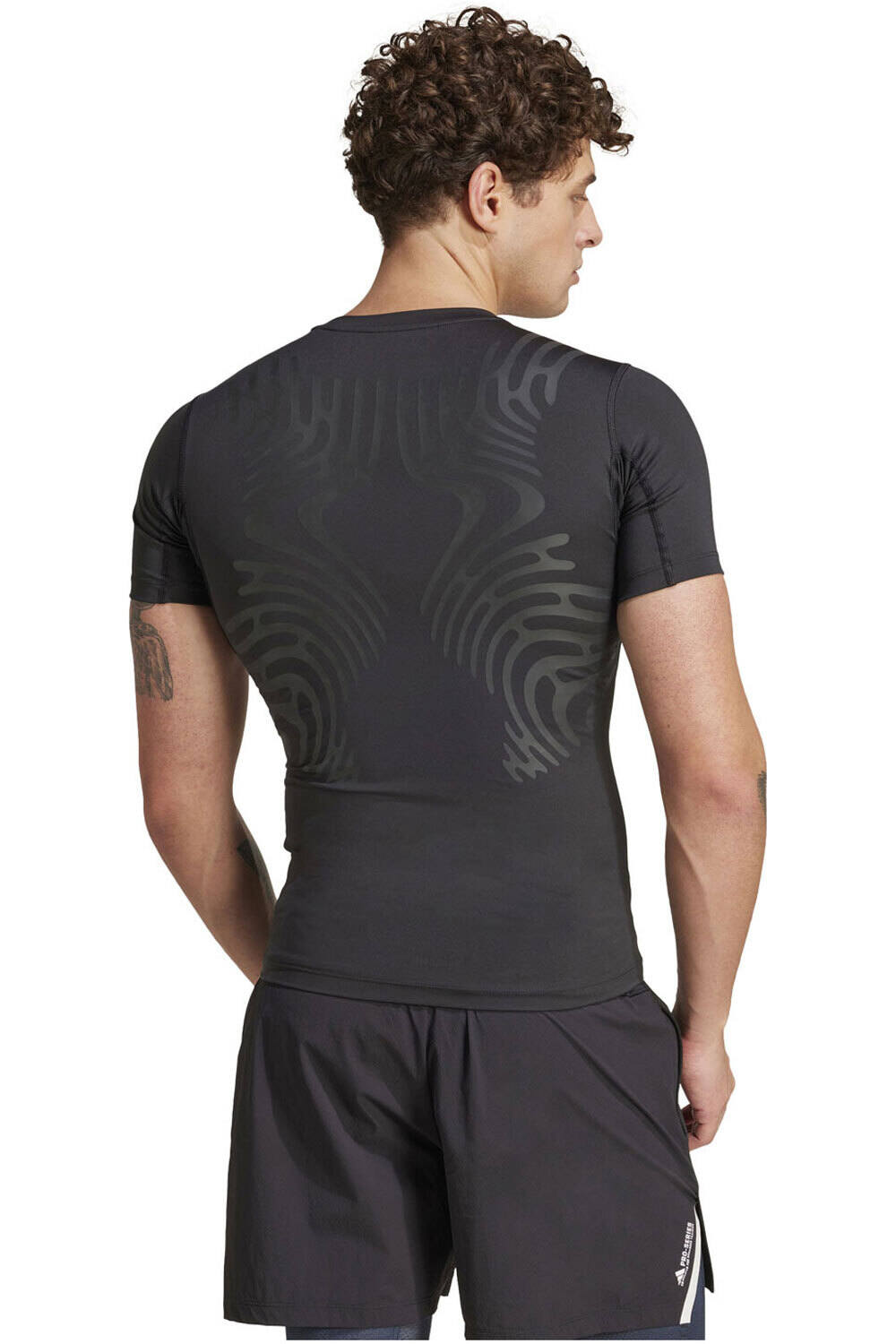 adidas camiseta fitness hombre TF CNTRL TEE vista trasera