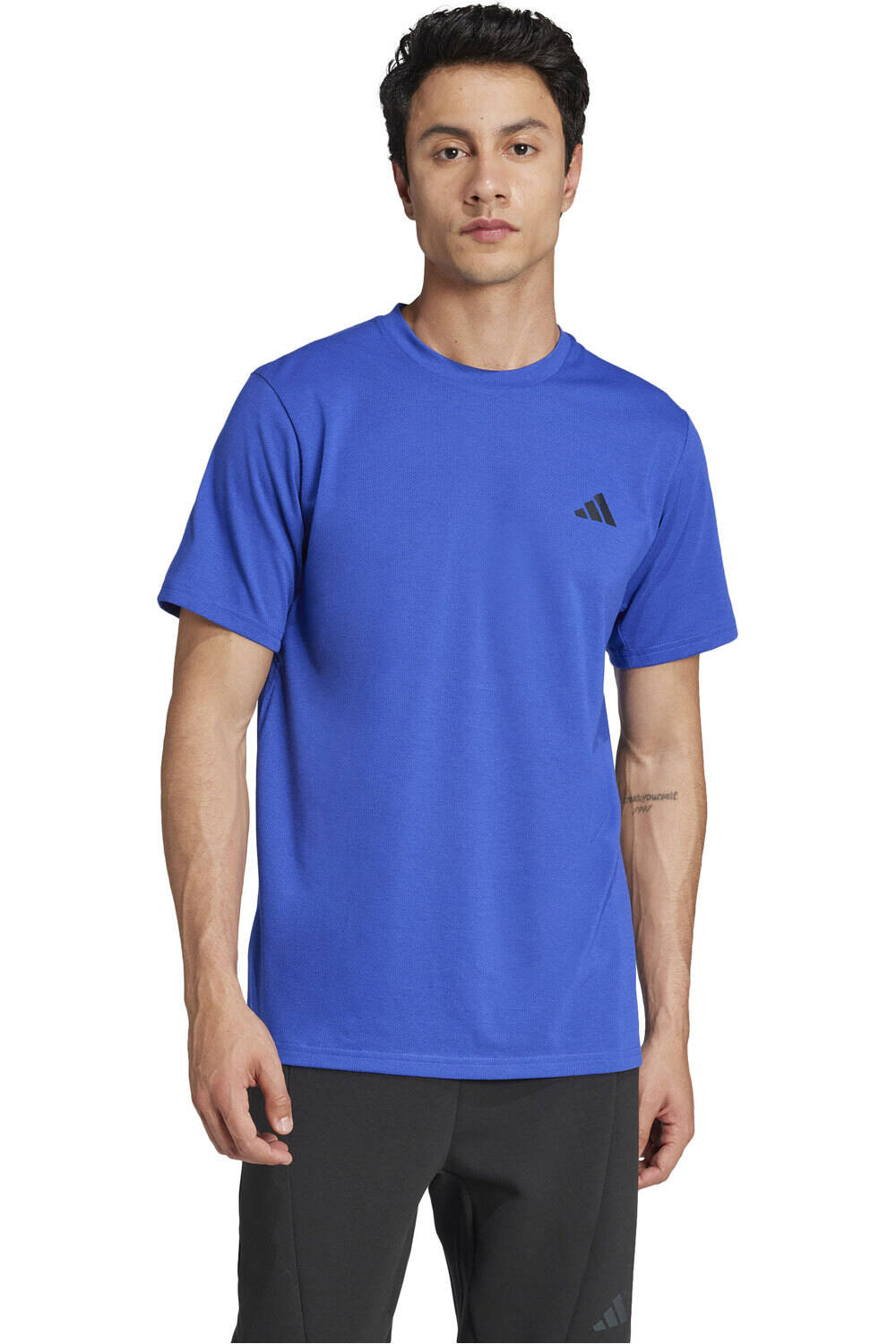 adidas camiseta fitness hombre TR-ES COMF TEE vista frontal