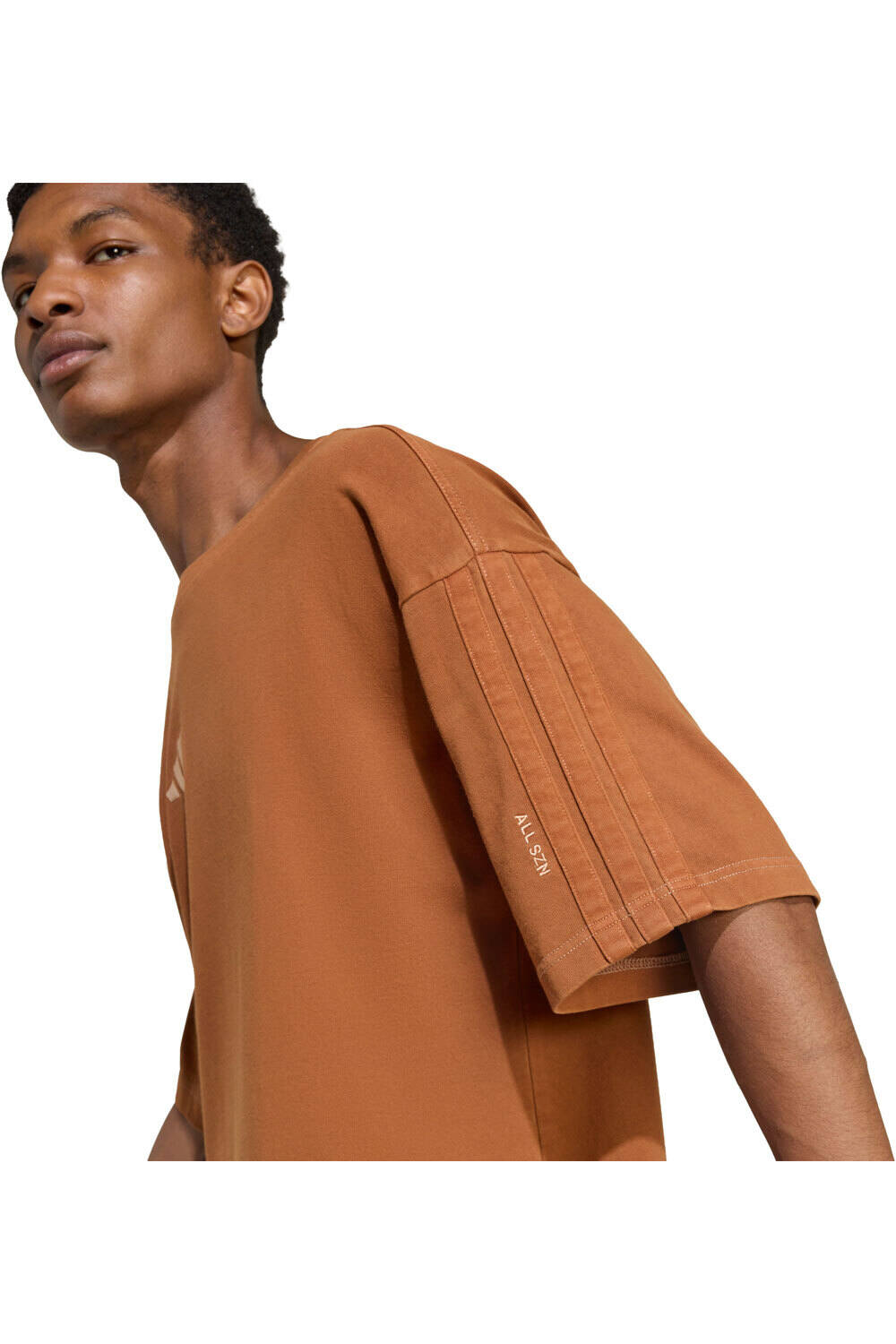 adidas camiseta manga corta hombre ALL SZN DESGASTADA vista detalle