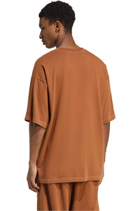 adidas camiseta manga corta hombre ALL SZN DESGASTADA vista trasera