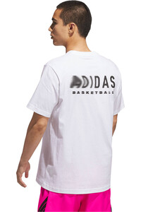 adidas camiseta manga corta hombre BASKETBALL GRAPHIC vista trasera