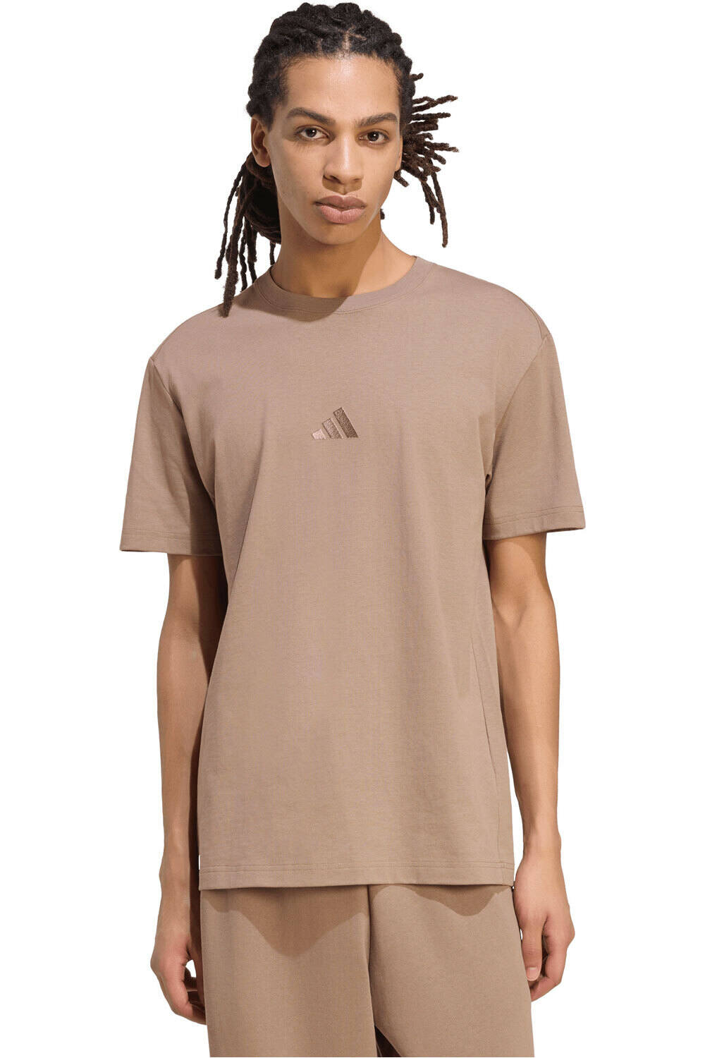 adidas camiseta manga corta hombre CAMISETA EQUIPACION LOGO PEQUENO vista frontal