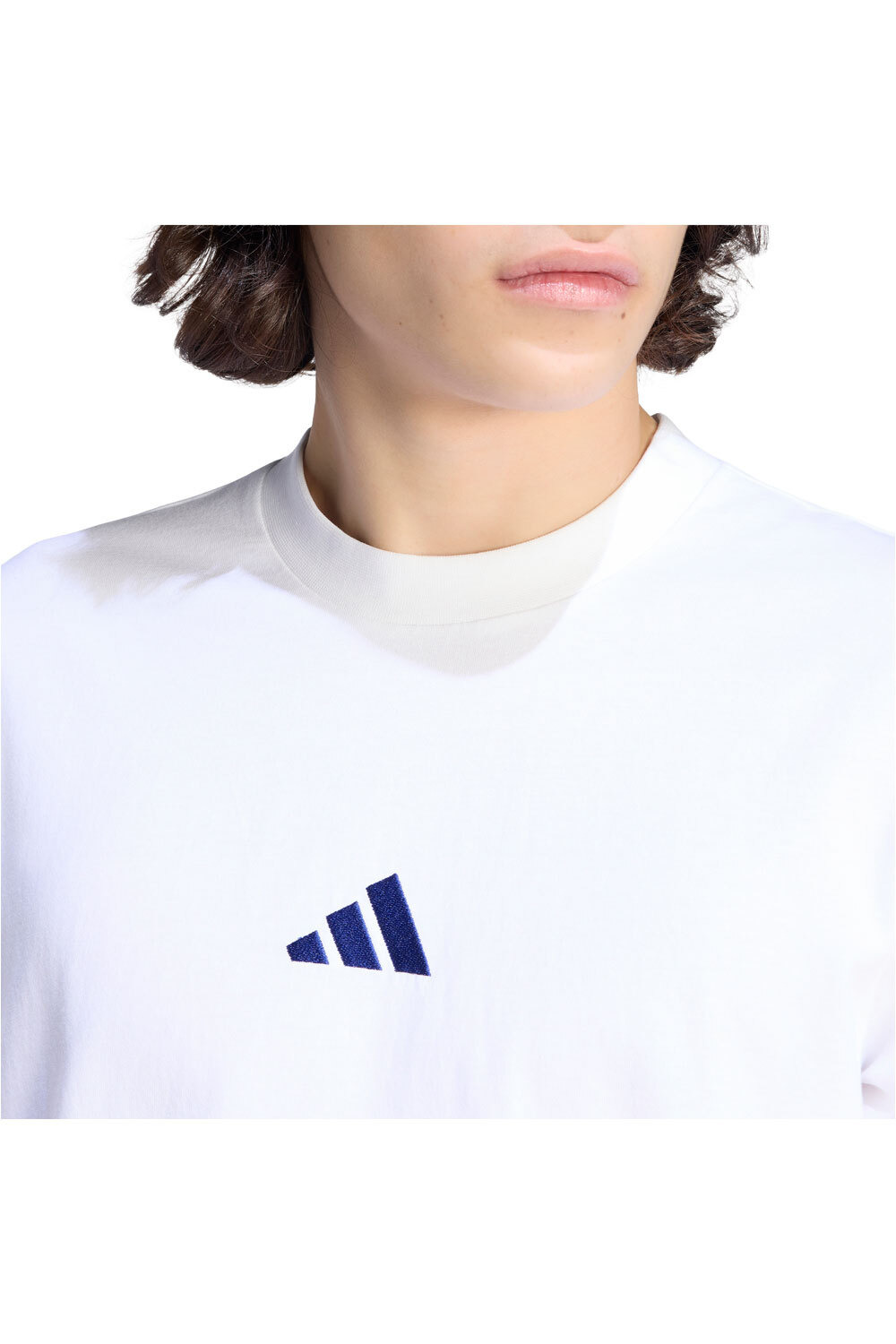 adidas camiseta manga corta hombre ESSENTIALS vista detalle