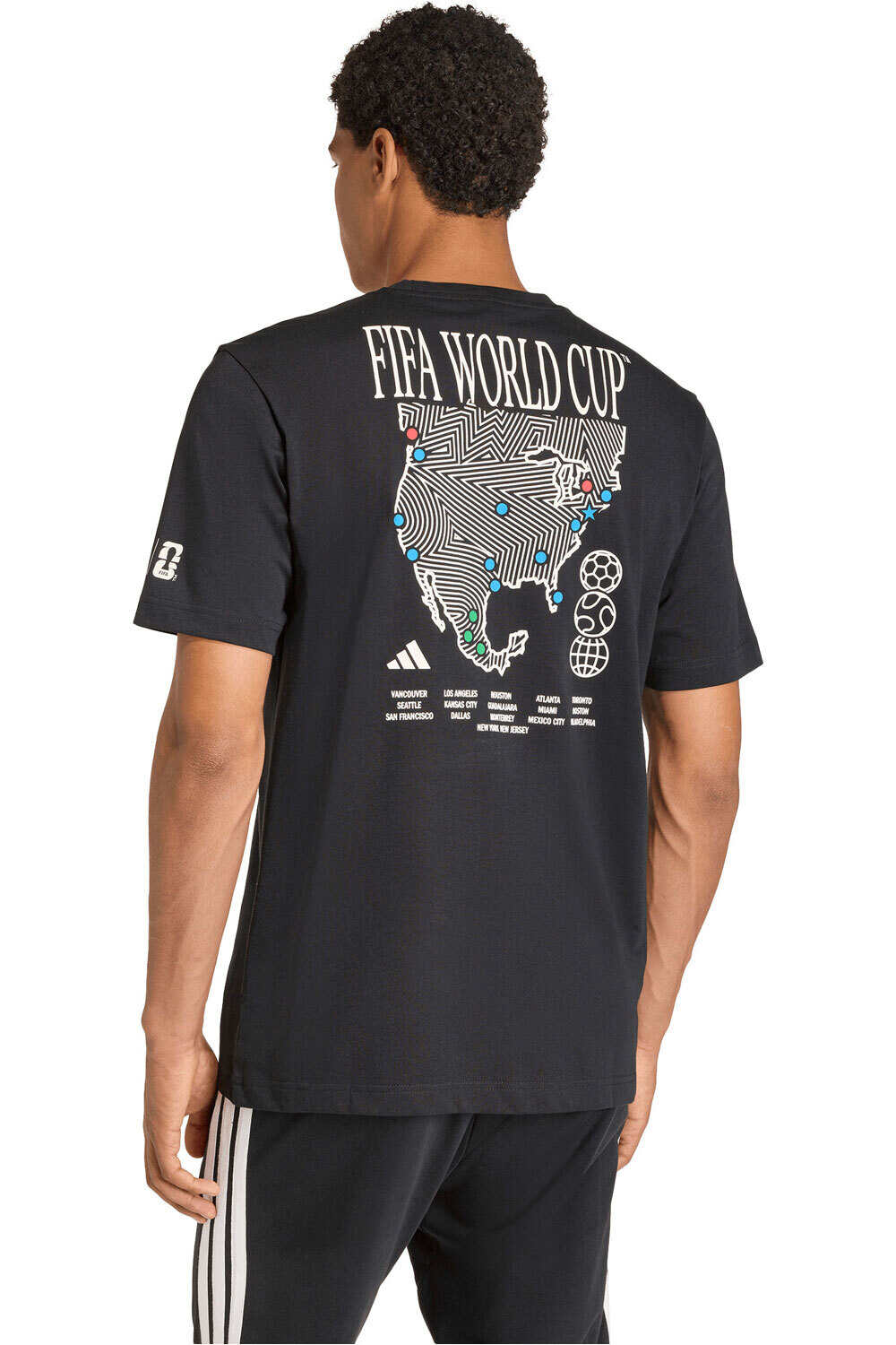 adidas camiseta manga corta hombre ESTAMPADA FIFA WC MAP vista trasera