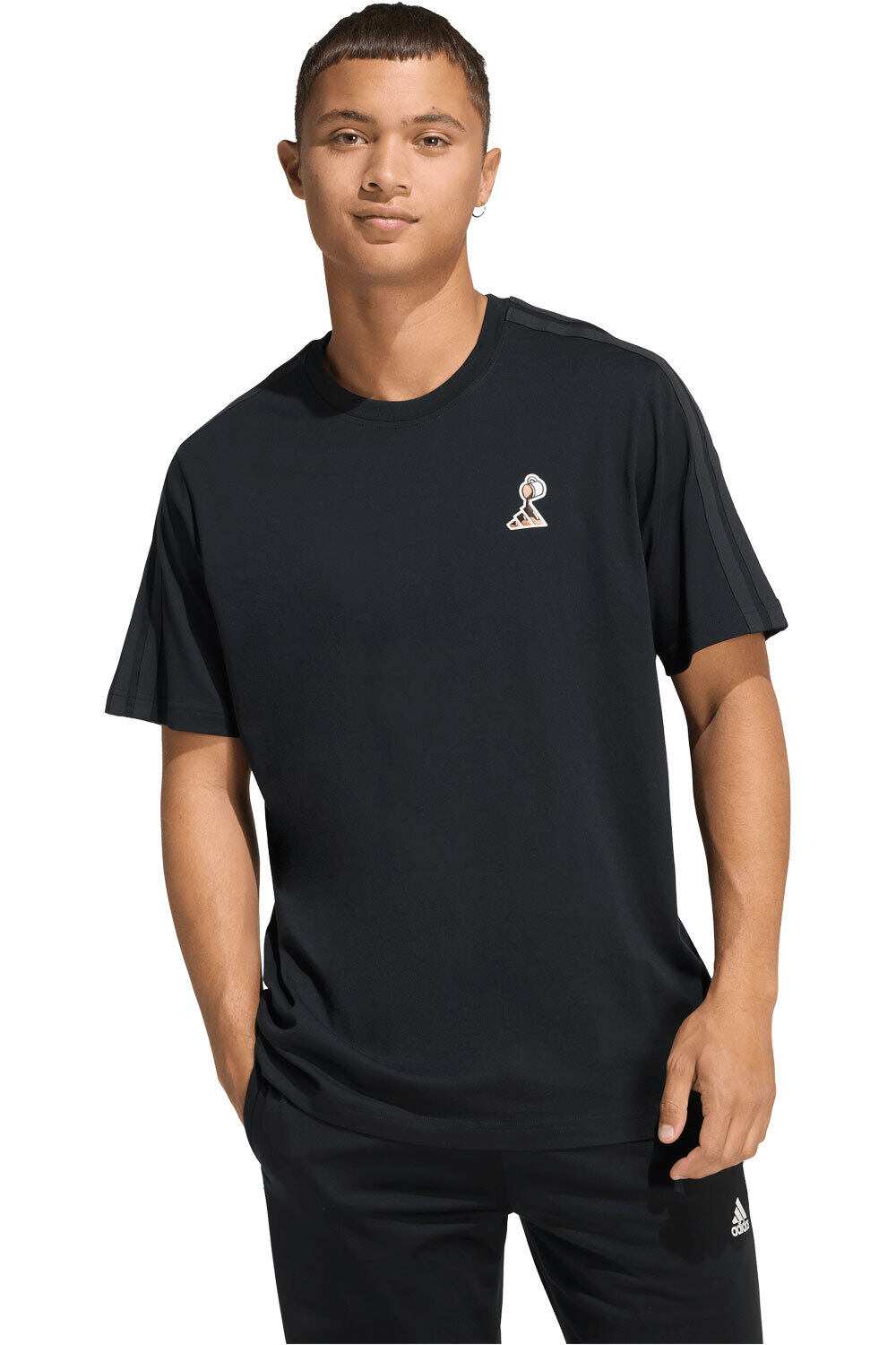 adidas camiseta manga corta hombre ESTAMPADA LUX COFFEE CAFE POUR vista frontal