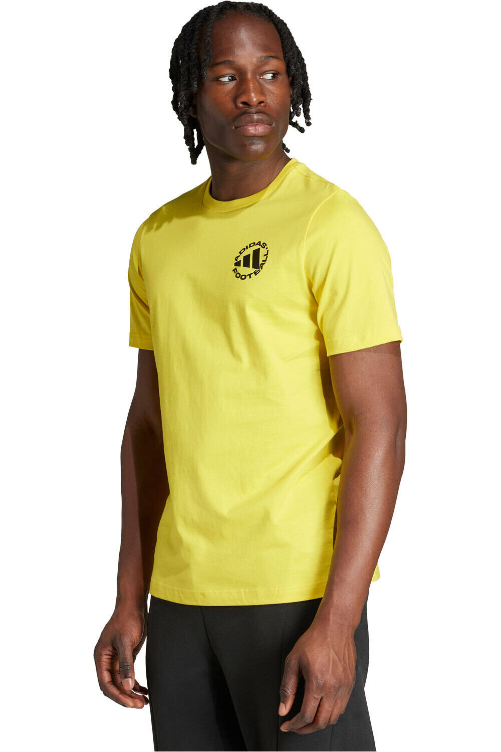 adidas camiseta manga corta hombre FOOTBALL STICKER GRAPHIC vista frontal