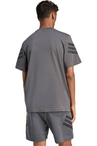 adidas camiseta manga corta hombre FUTURE ICONS 3 BANDAS vista trasera
