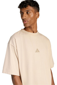 adidas camiseta manga corta hombre FUTURE ICONS SMALL LOGO vista detalle