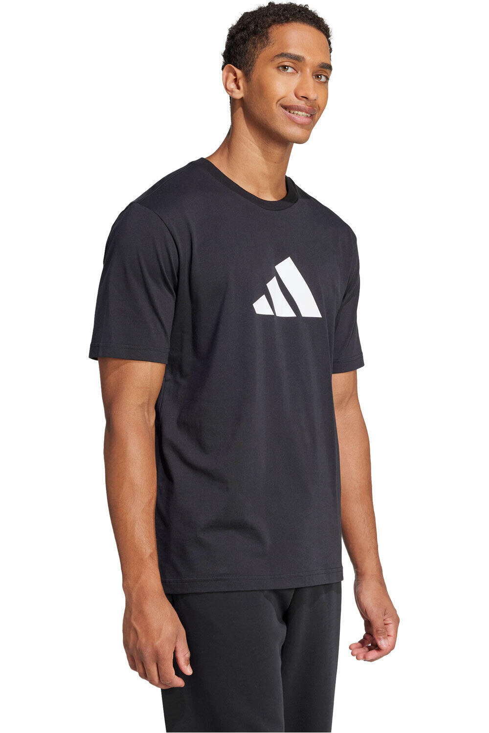 adidas camiseta manga corta hombre FUTURE ICONS THREE BAR vista detalle