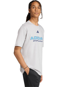 adidas camiseta manga corta hombre HOUSE OF TIRO LINEAR vista detalle