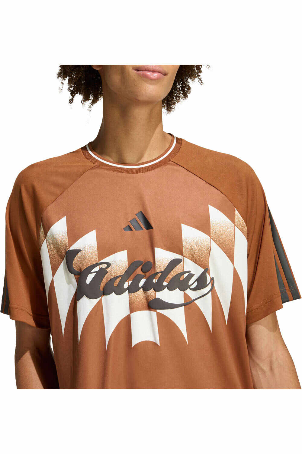 adidas camiseta manga corta hombre HOUSE OF TIRO X COMMON GOAL vista detalle