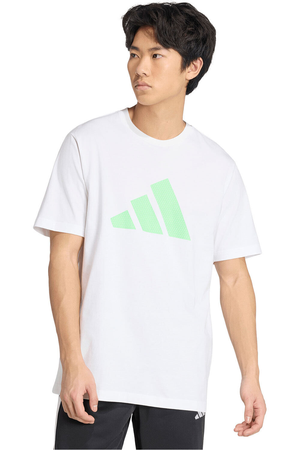 adidas camiseta manga corta hombre M DOT LOGO TEE vista frontal