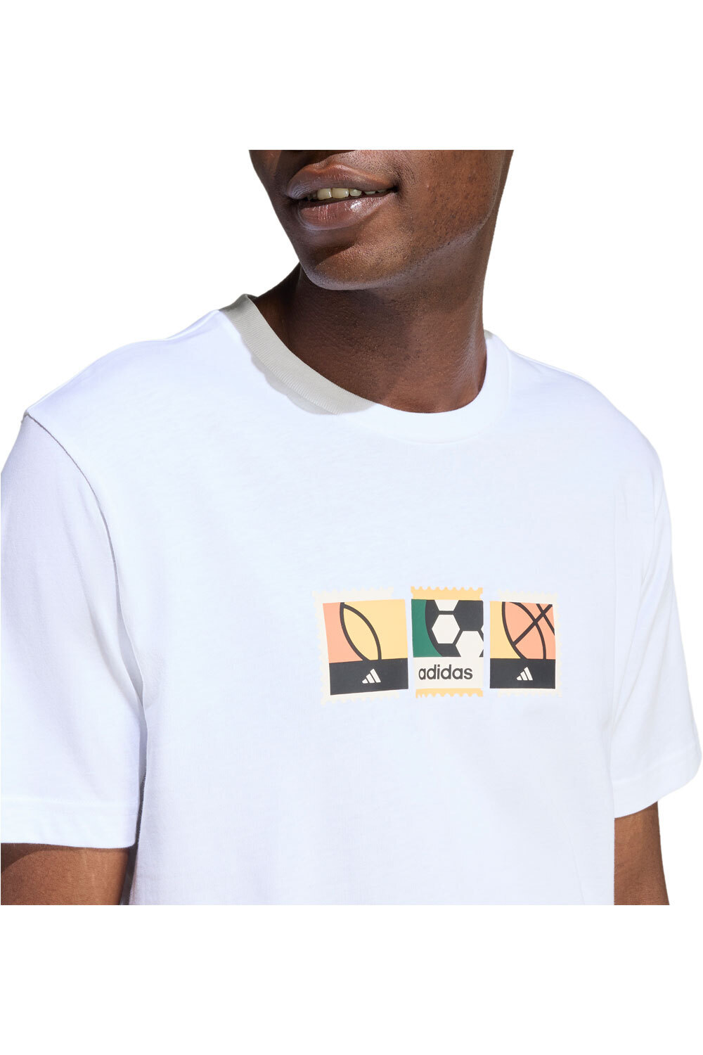 adidas camiseta manga corta hombre MEMORIES OF SPORT STAMPS GRAPHIC vista detalle
