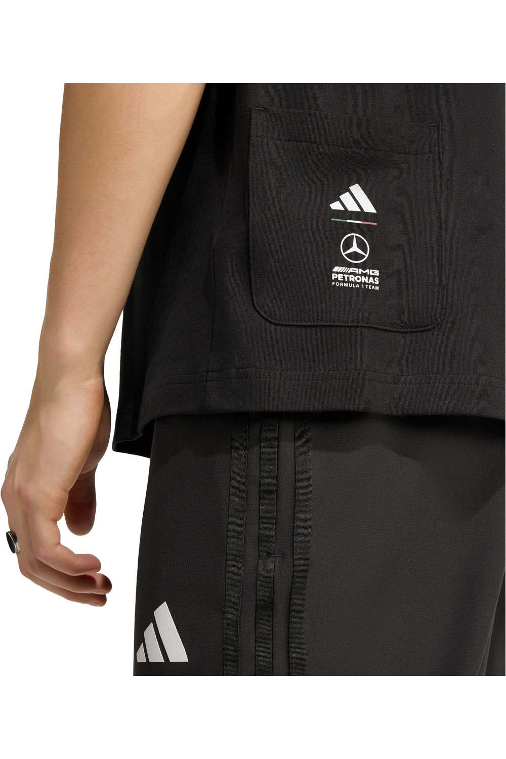 adidas camiseta manga corta hombre MERCEDES-AMG PETRONAS F1 GIRO DI vista detalle