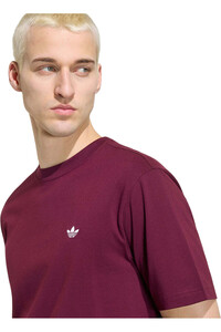 adidas camiseta manga corta hombre _OG_ESS REG TEE vista detalle