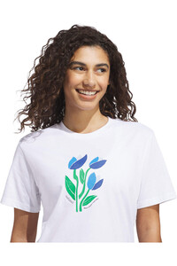 adidas camiseta manga corta mujer CAMISETA FLORAL BLOOM YOUR OWN PACE vista detalle