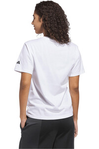 adidas camiseta manga corta mujer CAMISETA FLORAL BLOOM YOUR OWN PACE vista trasera