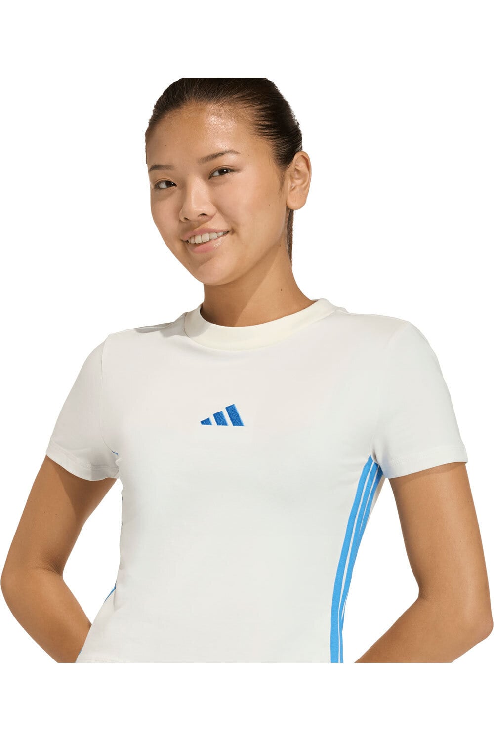 adidas camiseta manga corta mujer ESSENTIALS 03