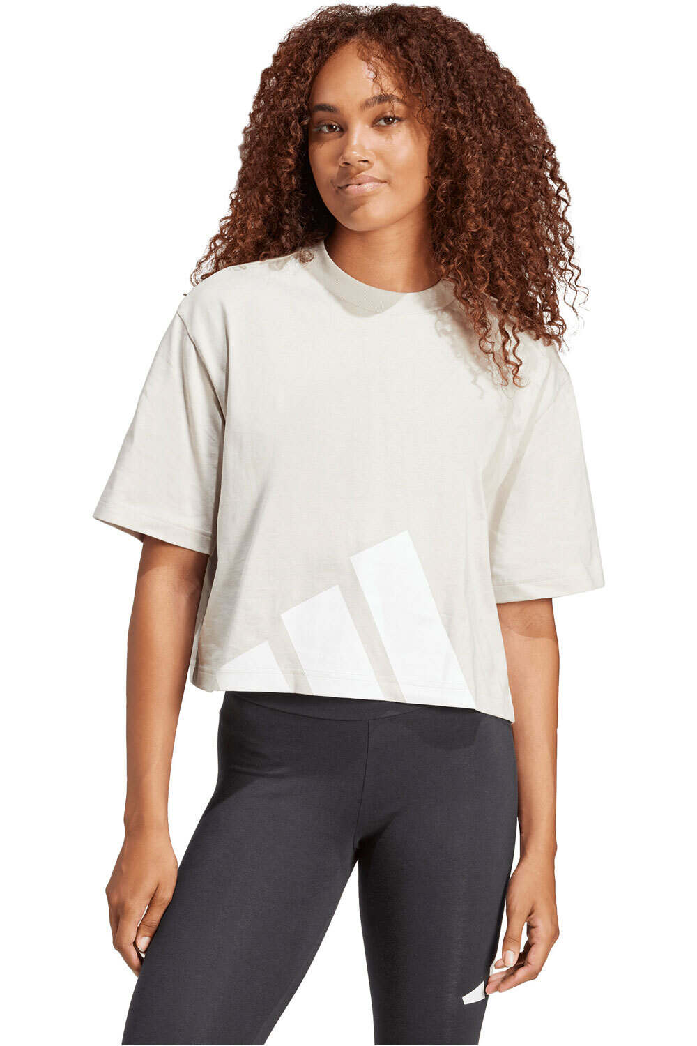 adidas camiseta manga corta mujer ESSENTIALS BIG LOGO BOYFRIEND vista frontal