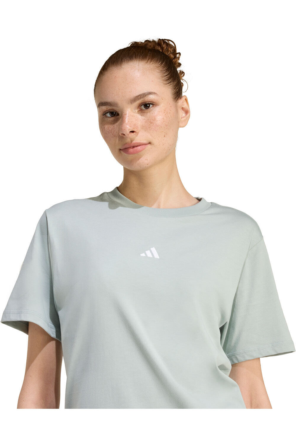 adidas camiseta manga corta mujer ESSENTIALS SMALL LOGO vista detalle