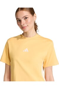 adidas camiseta manga corta mujer ESSENTIALS vista detalle
