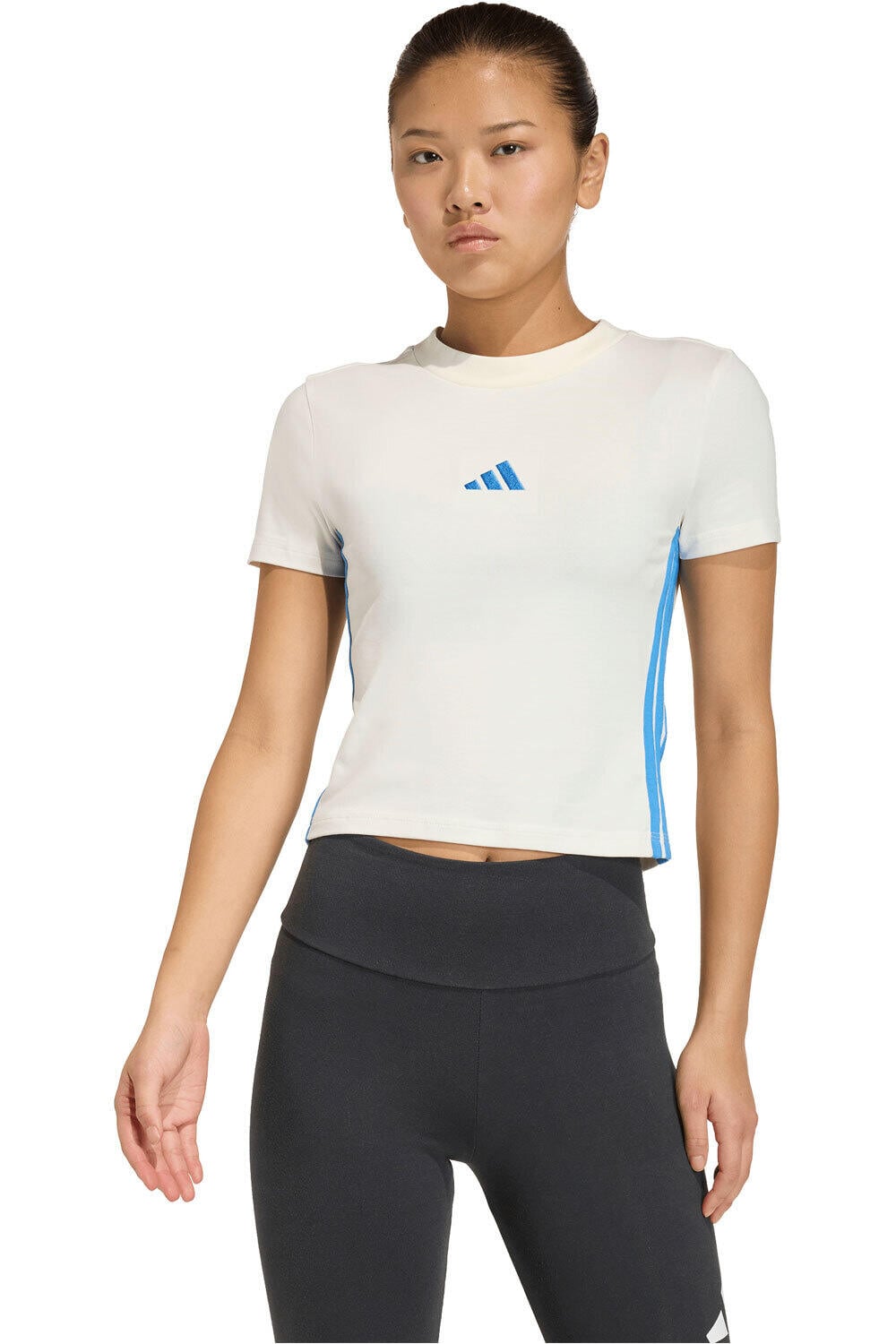 adidas camiseta manga corta mujer ESSENTIALS vista frontal