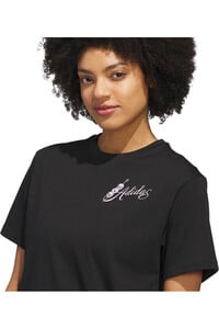 adidas camiseta manga corta mujer ESTAMPADA MIND BODY & SPIRIT(S) vista detalle