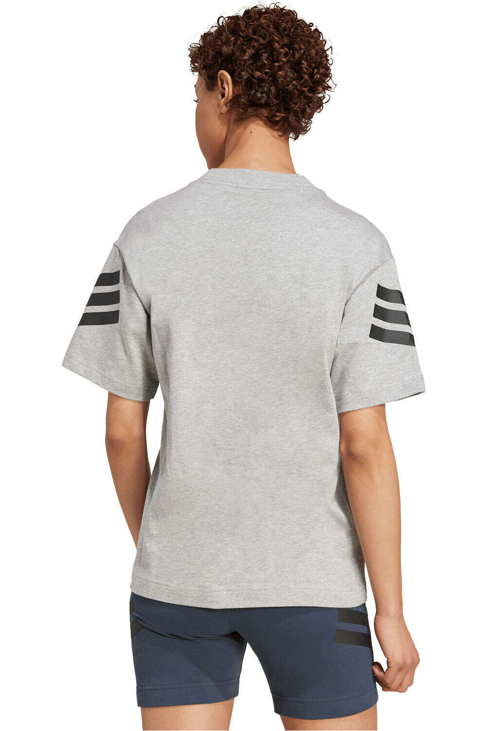 adidas camiseta manga corta mujer FUTURE ICONS 3 BANDAS vista trasera