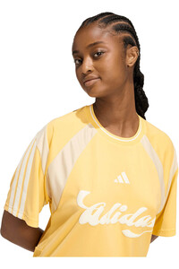 adidas camiseta manga corta mujer HOUSE OF TIRO vista detalle