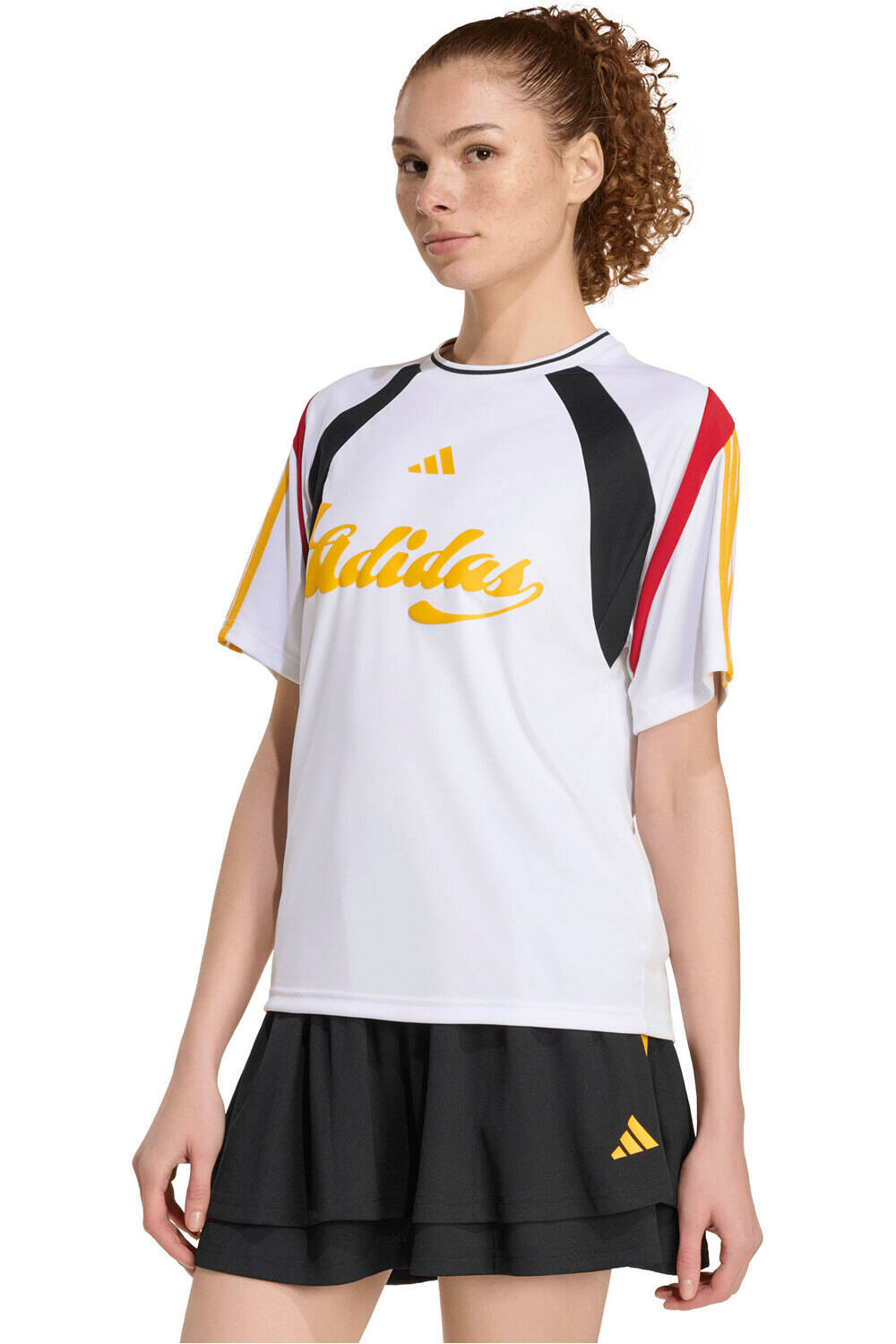 adidas camiseta manga corta mujer HOUSE OF TIRO vista frontal
