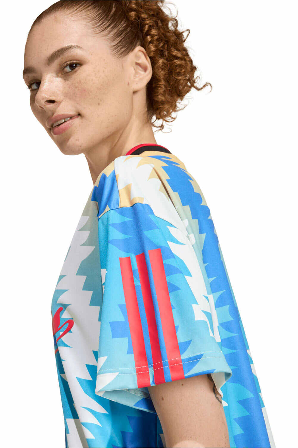 adidas camiseta manga corta mujer HOUSE OF TIRO X COMMON GOAL 03