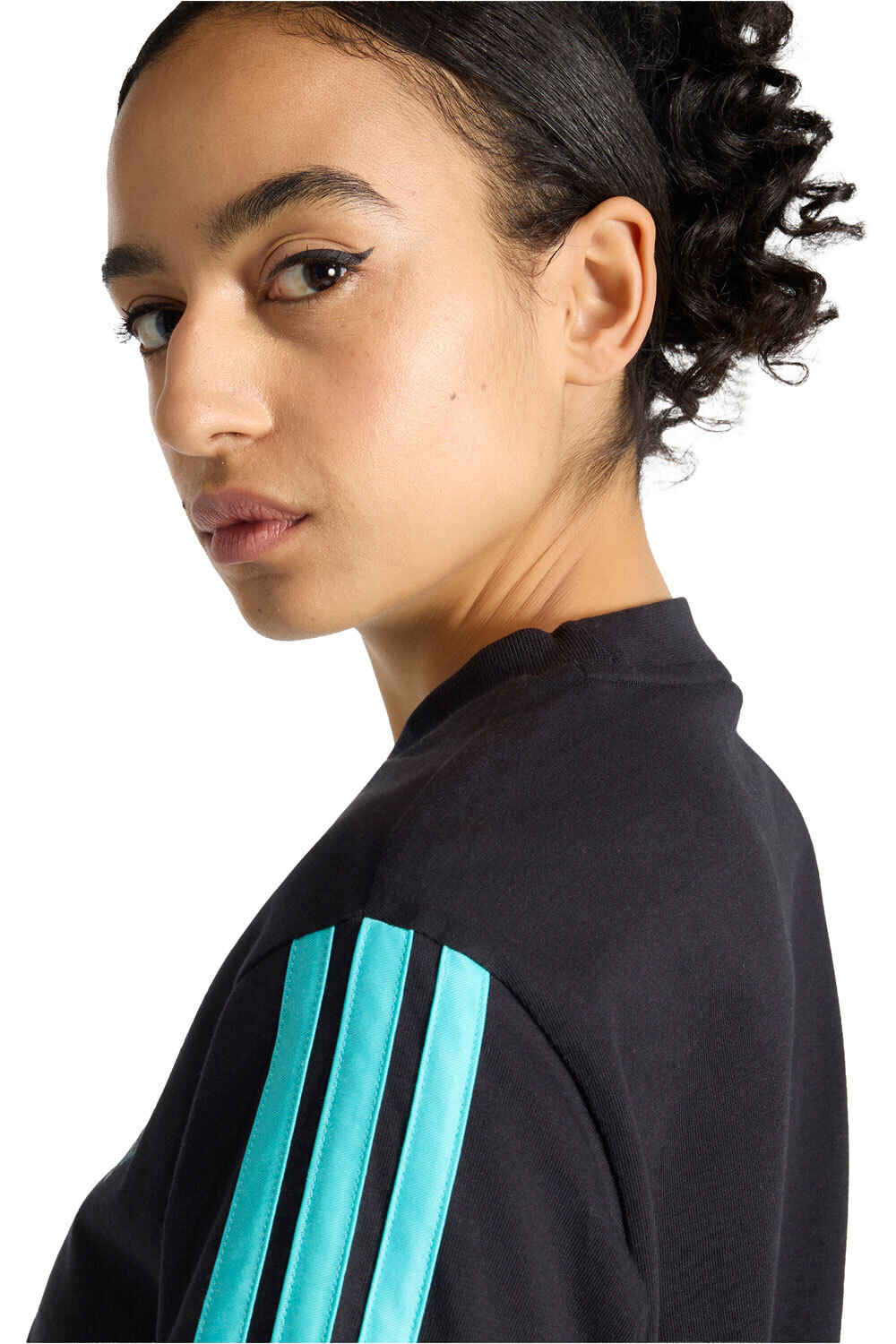 adidas camiseta manga corta mujer MERCEDES-AMG PETRONAS FORMULA 1 TEAM DNA 03
