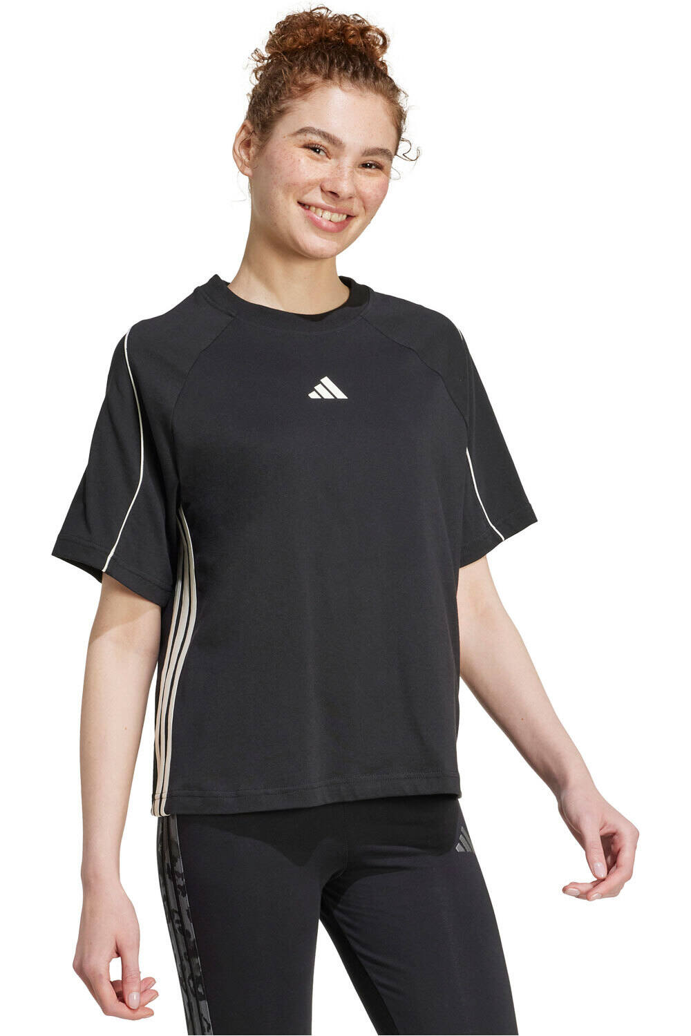 adidas camiseta manga corta mujer STADIUM 3 STRIPES vista detalle