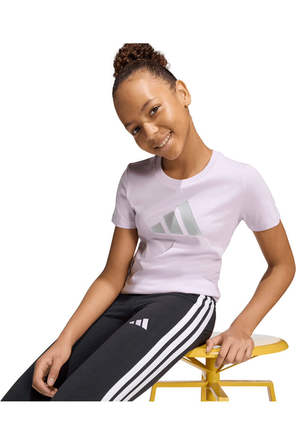 adidas camiseta manga corta niña ESTAMPADA EVERYDAY GLAM vista detalle
