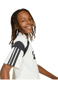 adidas camiseta manga corta niña HOUSE OF TIRO vista detalle