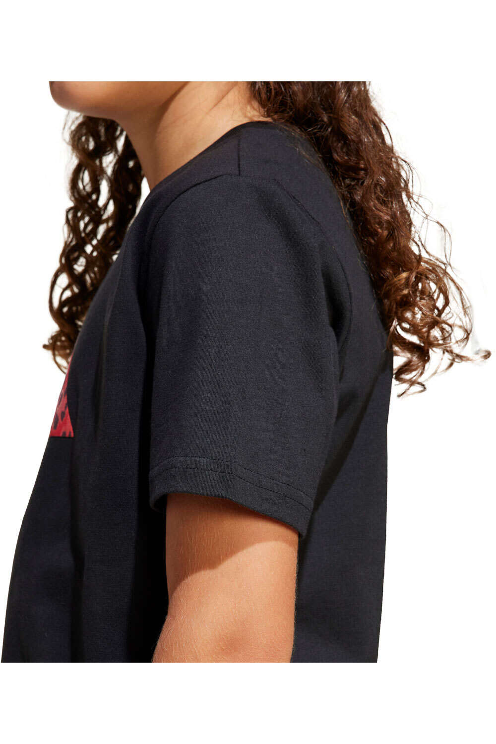 adidas camiseta manga corta niña J FI TEE vista detalle