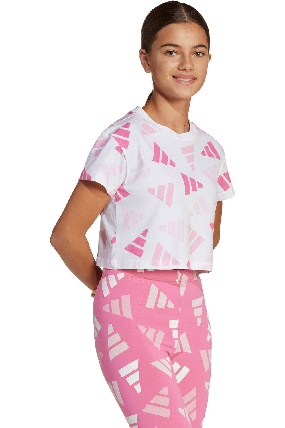 adidas camiseta manga corta niña SEASONAL ESSENTIALS vista frontal