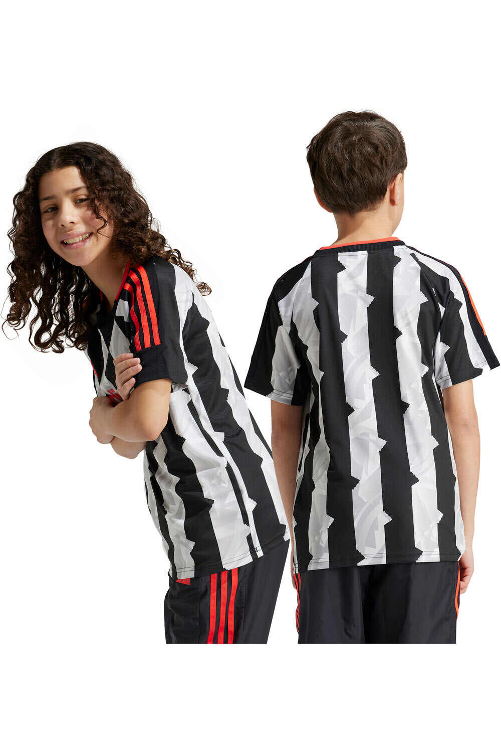 adidas camiseta manga corta niño J HOT TEE vista trasera