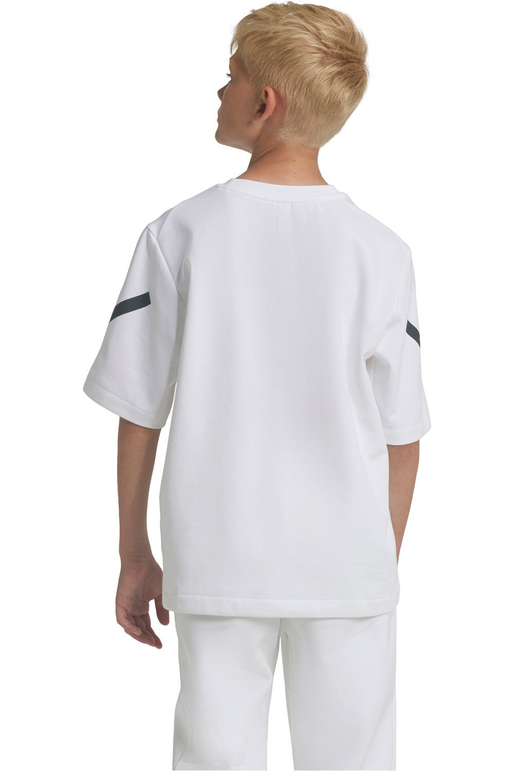 adidas camiseta manga corta niño J ZNE TEE vista trasera