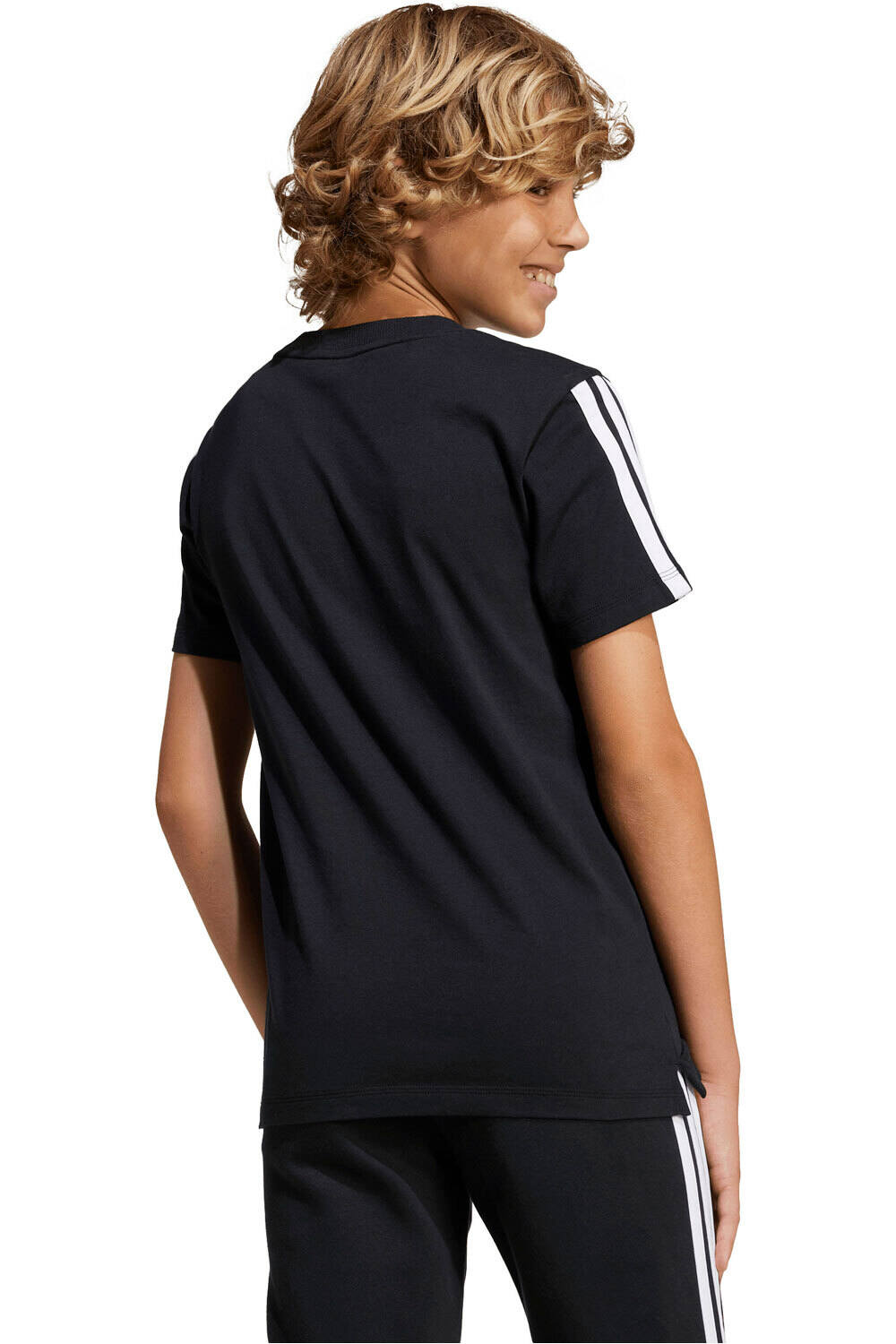 adidas camiseta manga corta niño SEASONAL ESSENTIALS TIBERIO 3 STRIPES vista trasera