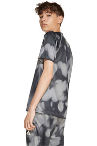 adidas camiseta manga corta niño TRAINING ALLOVER GRAPHIC vista trasera