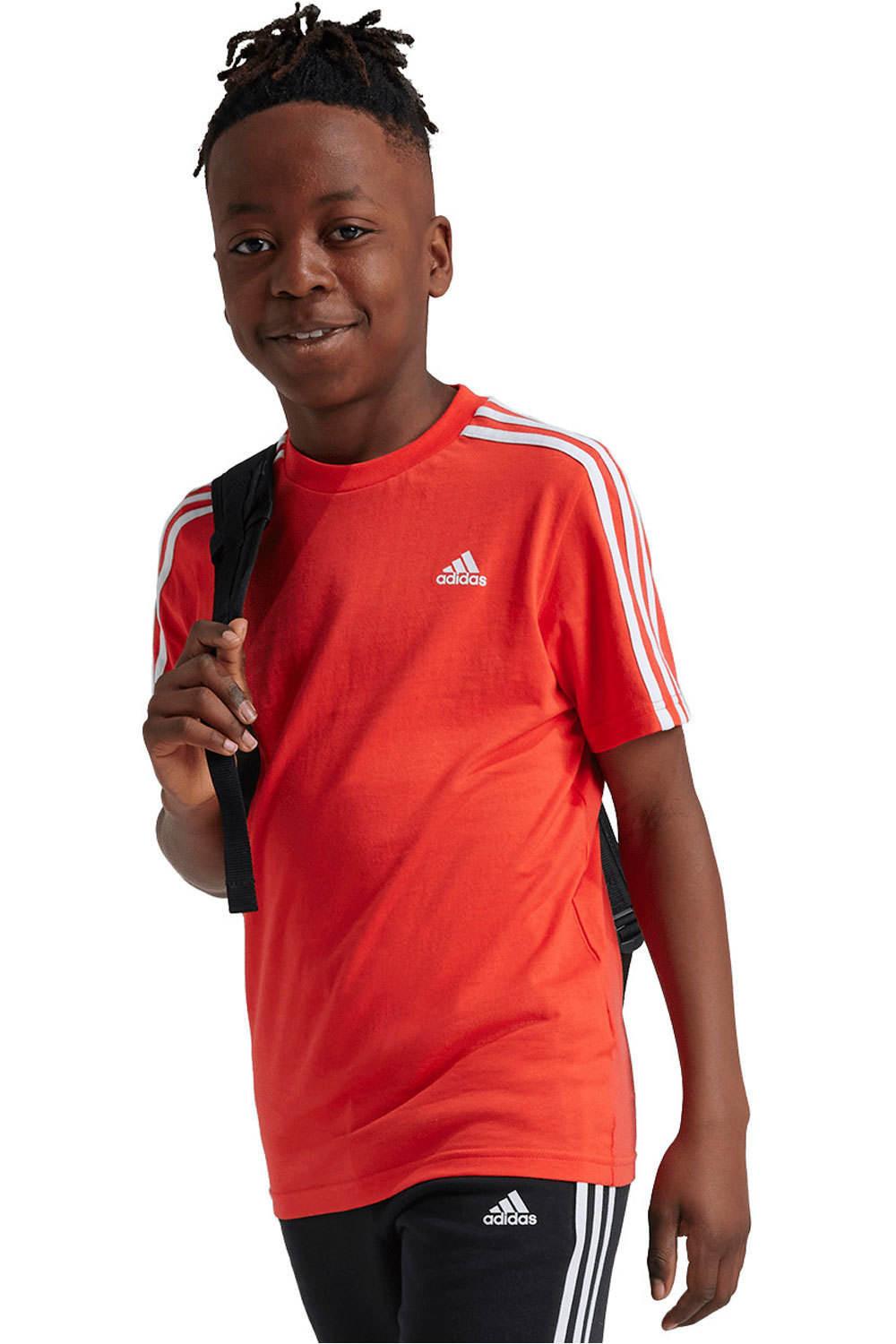adidas camiseta manga corta niño U 3S TEE vista frontal