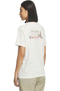 adidas camiseta montaña manga corta mujer MT W GFX T vista trasera